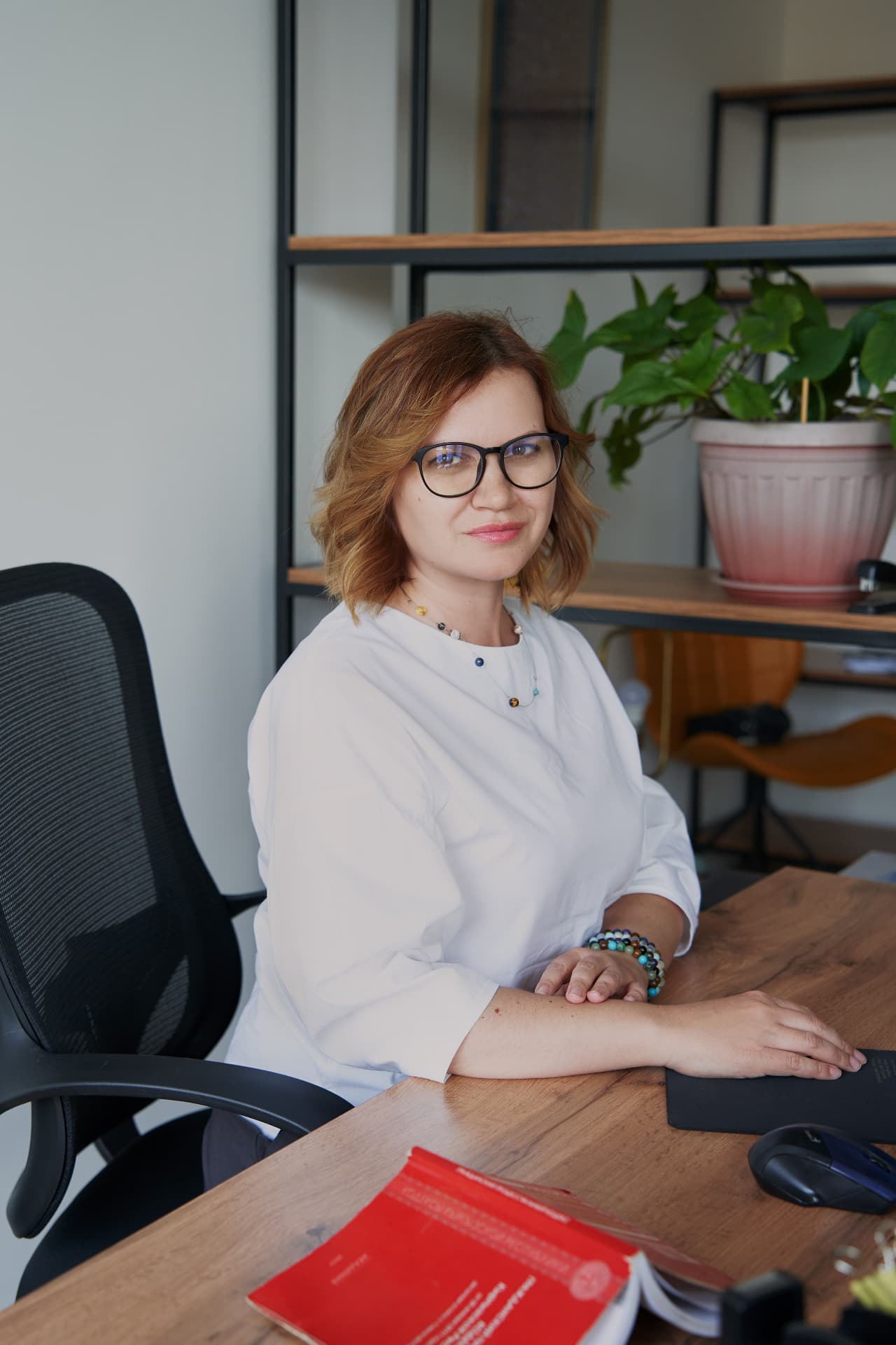 Irina Aleksandrovna, Senior associate